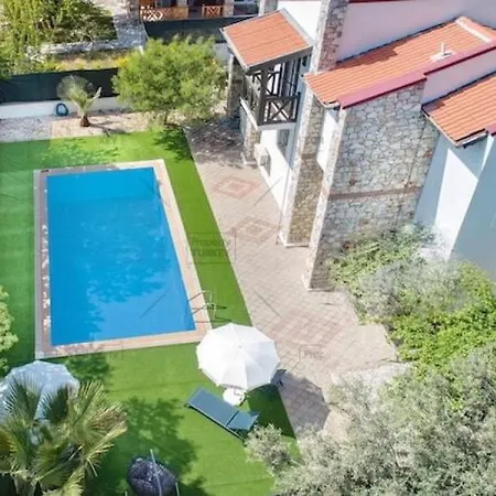 Villa Deniz *