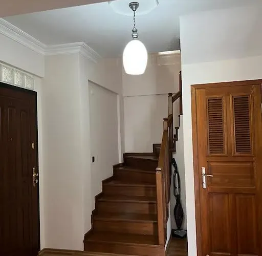 Deniz Villa *