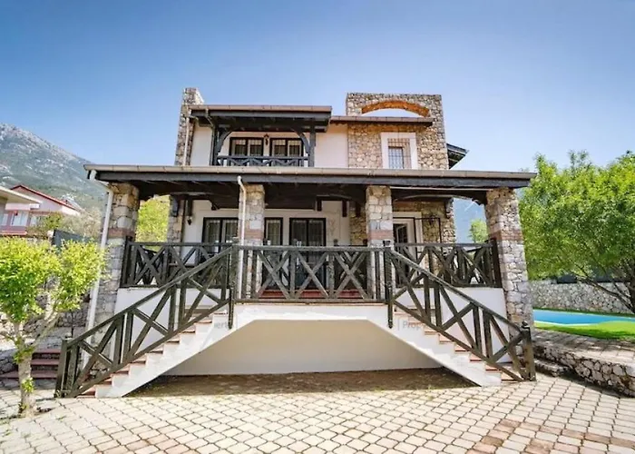 Deniz Villa *